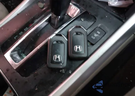 2015 Honda Accord Ex-L z USA, uszkodzony, nr VIN 1HGCR2F84FA233654